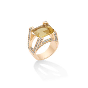 Anello in Oro con Quarzo e Diamanti Brown e Bianchi