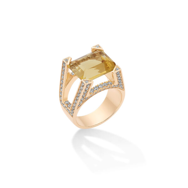 Anello in Oro con Quarzo e Diamanti Brown e Bianchi