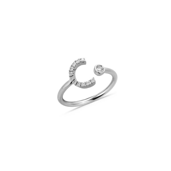 Anello oro bianco lettera C